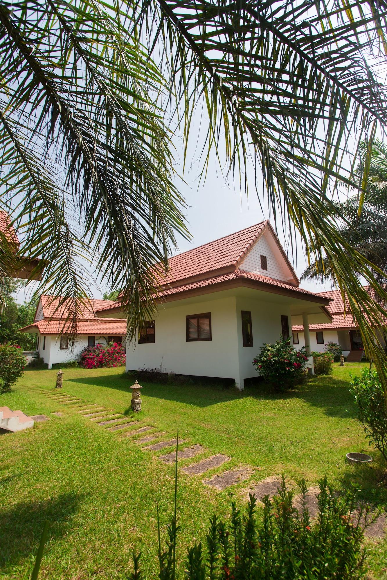 Armonia Village Resort And Spa Chumphon Dış mekan fotoğraf