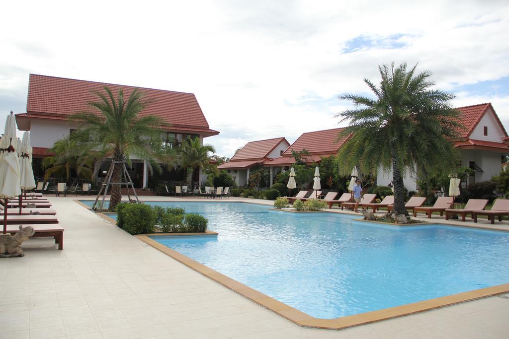 Armonia Village Resort And Spa Chumphon Dış mekan fotoğraf