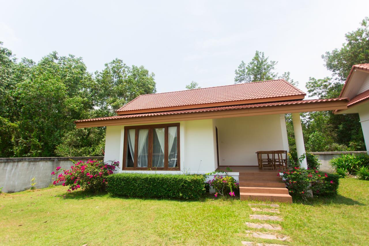 Armonia Village Resort And Spa Chumphon Dış mekan fotoğraf